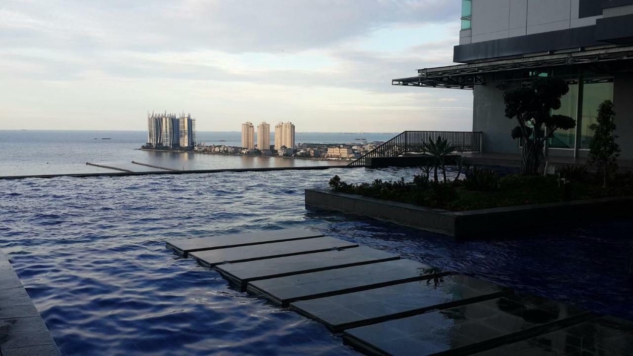 Robert'S Condominium Jakarta Exterior photo
